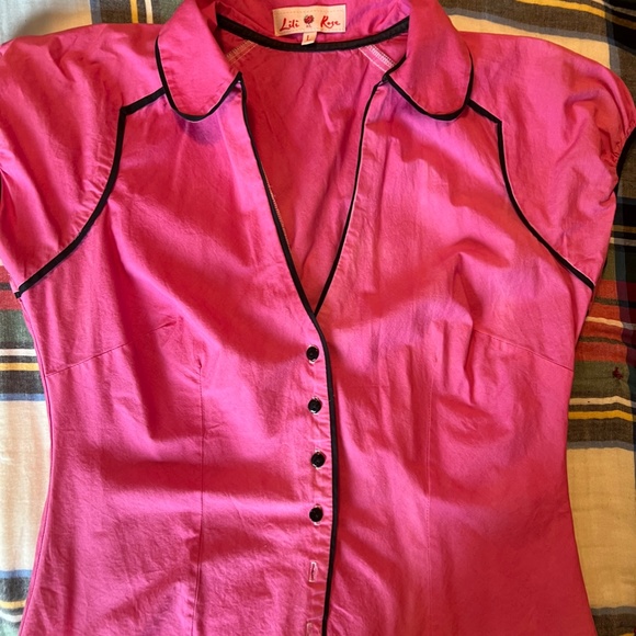 PINK BLOUSE - Picture 2 of 6